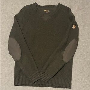 Men's Fjallraven army green Sweater